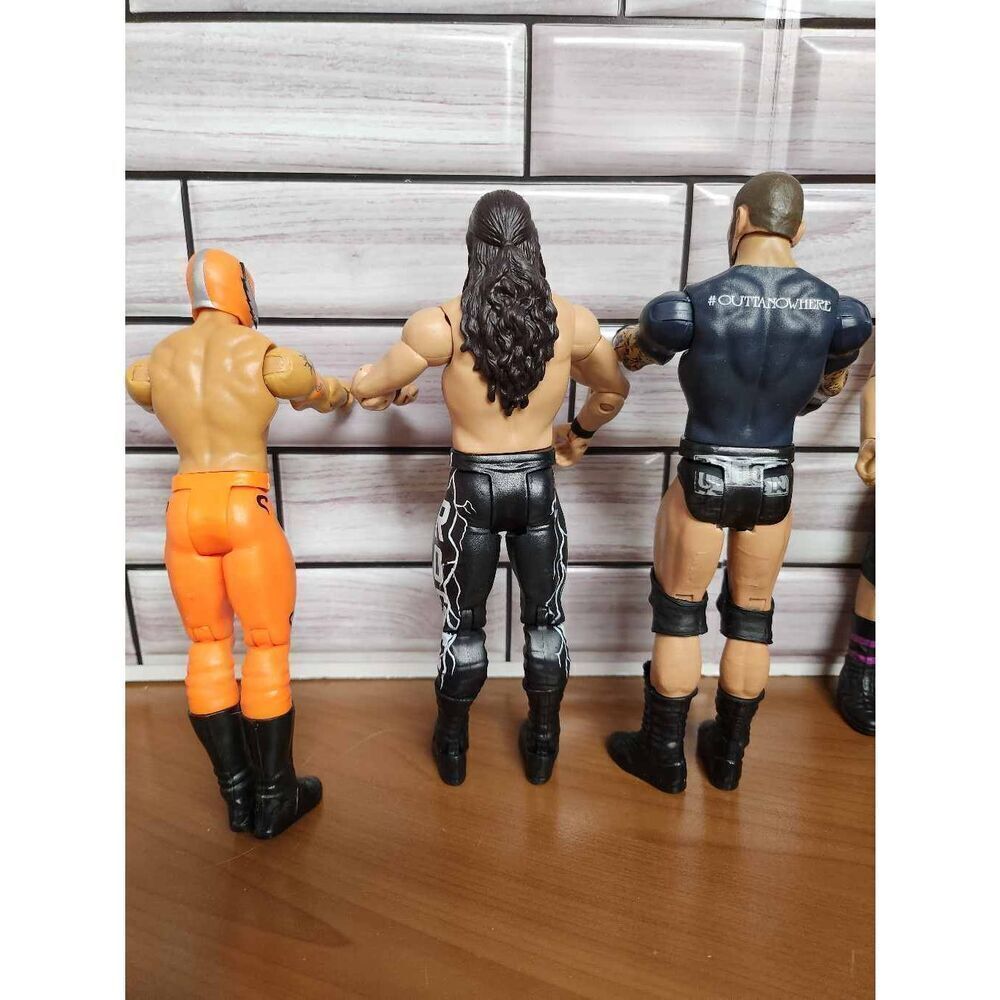 Wrestling Figure Lot #A70 - Picture 8 of 16